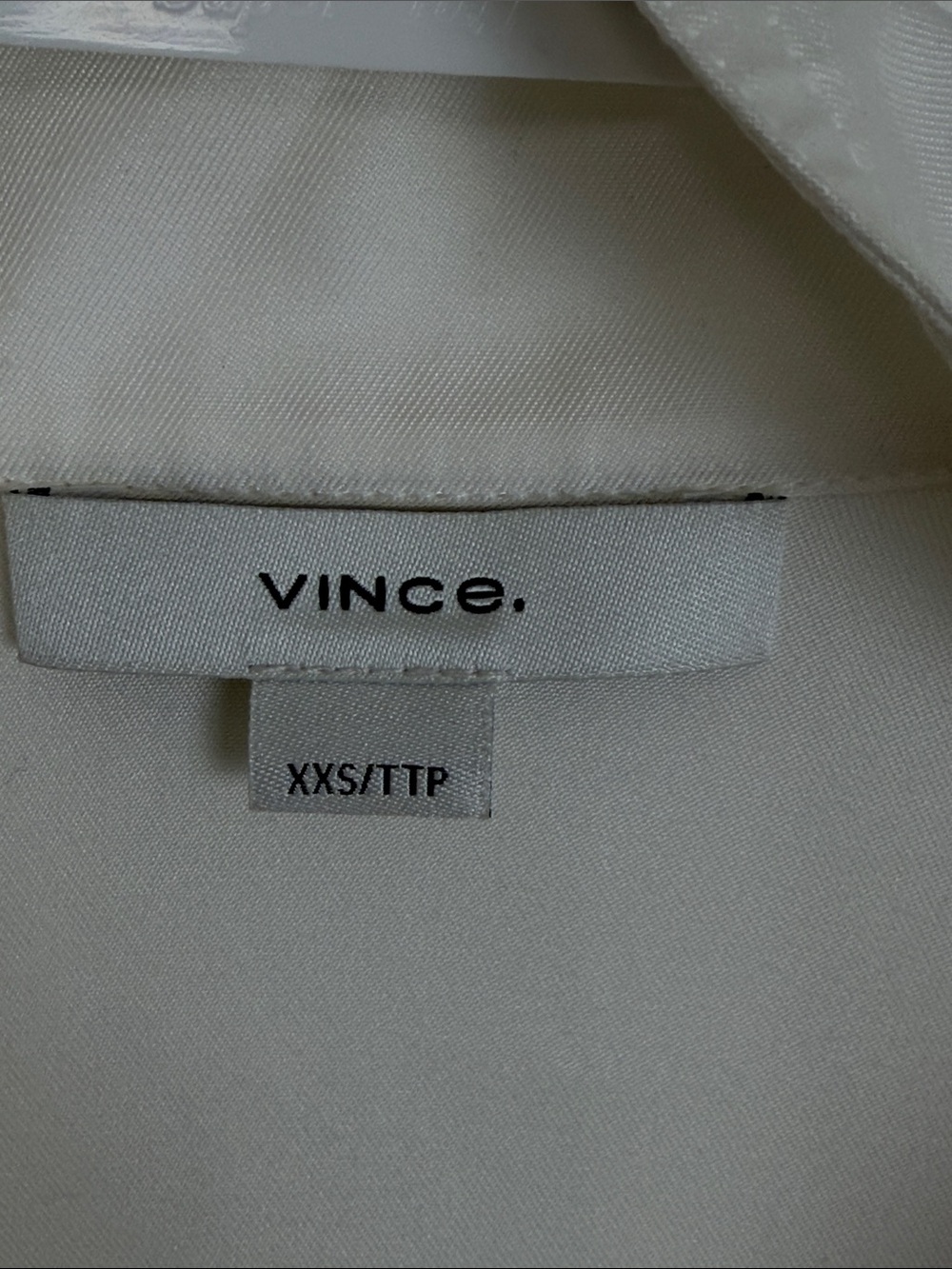Vince Cream Short-Sleeve Silk-Blend Blouse - Picture 4 of 7